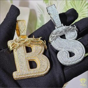 Pendentif Hip Hop personnalisé glacé à grande plaque signalétique avec diamants Moissanite VVS en bijoux en argent sterling 925 - Product Image 5