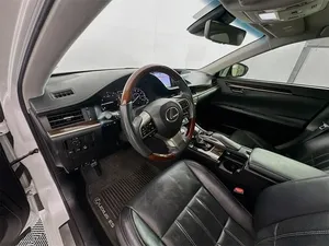 Lexus ES 350 Base 2017 - Product Image 5