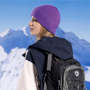 MOVATEXILES OEM clásico Jacquard diseño gorros gorra Casual Wear Color liso Beanie hecho a medida en Pakistán con precio al por mayor - Product Image 6