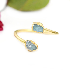 Dernière mode naturel brut aigue-marine double pierre or plaqué bague réglable pour les femmes bague en gros bijoux pour l'inde - Product Image 1