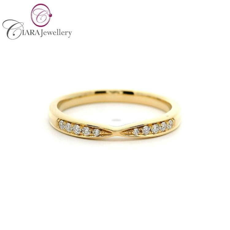 สีเหลืองทอง