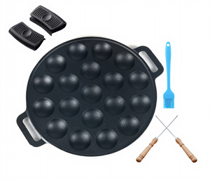 Чугунная форма для выпечки вафель, тараканьи и пофертсей на 19 ячеек - Product Image 1