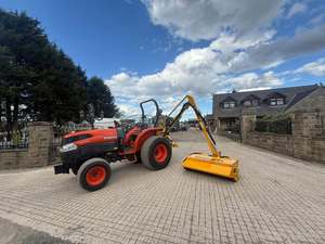 รถแทรกเตอร์ล้อยางขนาดเล็ก Kubota L5040 52 แรงม้า ขับเคลื่อน 4 ล้อ พร้อมเครื่องยนต์ใหม่ ปั๊มเกียร์ กำลังขับเคลื่อน 20-200 แรงม้า - Product Image 4