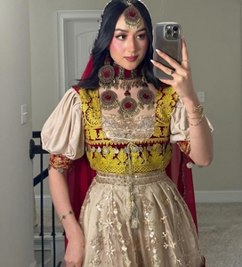 Robe de fête et de mariage afghan en velours afghan fait à la main traditionnel brodé pour femmes robe tribale taille personnalisée robes pour femmes à vendre 109 - Product Image 1