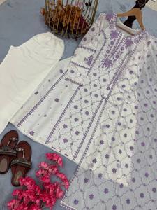 Lancement d'un nouveau look de soirée de créateur Pure Roman Silk A-Line Top Palazzo & Dupatta Set - Product Image 5