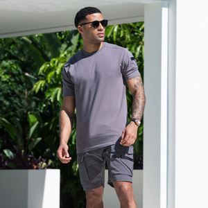 Nouveau T-Shirt de luxe pour hommes personnalisé 100% coton vente en gros surdimensionné col uni longue longueur haute couture numérique écologique rapide - Product Image 4