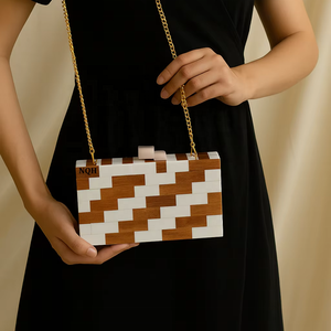 Bolso de Mano de Lujo Hecho a Mano, Duradero y Ecológico, con Cuentas de Madera y Resina, Diseño Geométrico Incrustado, Cadena Cruzada, Logotipo Personalizado - Product Image 1