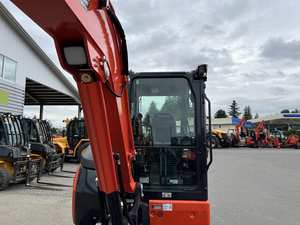   Mini-excavatrice KX040-5 - Robustesse compacte. Grande performance. - Product Image 6