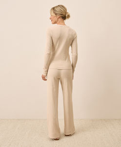 Conjunto de Pijamas de Algodón Orgánico Certificado GOTS para Mujer, Suave, Transpirable, Ecológico, Servicios ODM OEM, MOQ Bajo, Hecho en Vietnam - Product Image 4