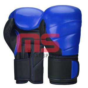 Guantes Profesionales Avanzados de MMA con Cuero Vacuno Dorado y Espuma de Doble Capa para Mayor Seguridad en las Manos Durante el Entrenamiento de Boxeo - Product Image 4