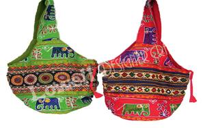 คอลเลกชันใหม่ขายดีผู้หญิงโบฮีเมียนมีสไตล์ชาติพันธุ์กระเป๋าอินเดียแพทช์ทํางานชาติพันธุ์ปักกระเป๋าถือในราคาขายส่ง - Product Image 2
