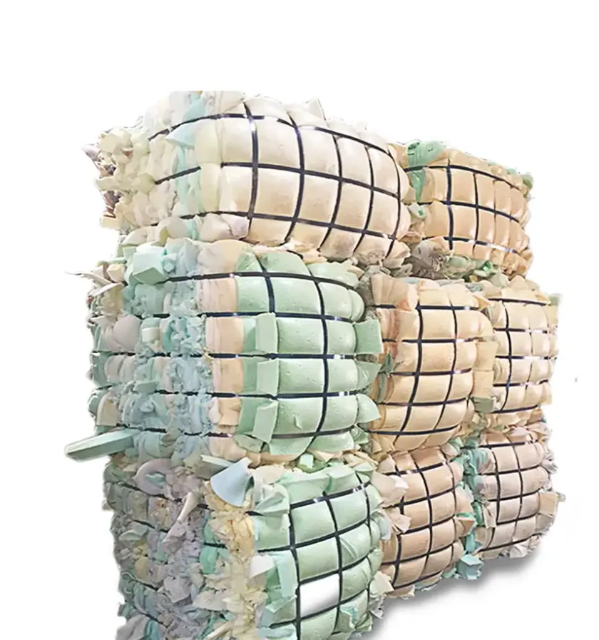 USA 100% Nettoyer et sécher les restes de mousse de couleur mélangée meubles recyclés matelas mousse déchets PU mousse déchets en balles