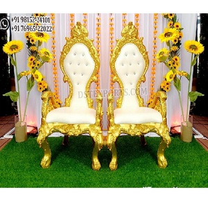 Sillas DE BODA indias para novio y novia, diseño único, sillas de escenario para novia y novio, sillas de escenario para parejas de bodas del sur de India - Product Image 1