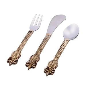 Juego de cuchillos para queso de acero inoxidable Juego de esparcidores de queso con mango rústico plateado Juego de herramientas para queso de alta calidad - Product Image 6