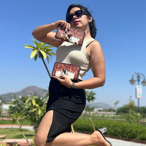 Bolso de mano de cuero de piel con pelo de estilo occidental Real para mujer, monedero diseñado, superventas, billetera única de cuero con estilo - Product Image 1