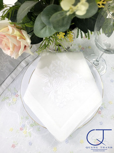 Broderie Fleur Blanche Conception Dîner Serviette Haute Qualité Blanc Lin Polyester Mélange Serviette De Table pour La Maison Hôtel Événement - Product Image 6