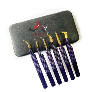 Pince à épiler d'extension de cils à pointe en or 24 carats en acier inoxydable durable testée à la main avec une forte adhérence et une isolation à pointe pointue - Product Image 3