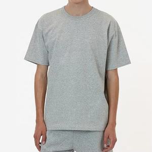 Conjunto informal de verano 2025 para hombre, camiseta y pantalones cortos de media manga de Color sólido, ropa de calle, trajes de entrenamiento, conjunto de verano estampado de 2 piezas - Product Image 2