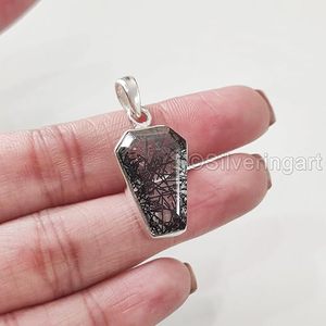 Colgante de Mujer con Piedra Preciosa de Rutilo Negro Natural en Forma de Ataúd, Joyería Hecha a Mano para Navidad, Colgante de Plata de Ley 925 - Product Image 4