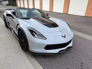Corvette Cabriolet 2022 d'occasion en excellent état, prix de gros, faible kilométrage, aucun problème mécanique, prête à rouler - Product Image 2
