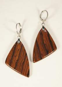 ขายส่งที่กําหนดเองเป็นมิตรกับสิ่งแวดล้อมไม้แฟชั่นเครื่องประดับวางห่วงต่างหูกระดุมที่ดีที่สุดโรงงานราคาไม่แพงเครื่องประดับหูจาก SCI - Product Image 5