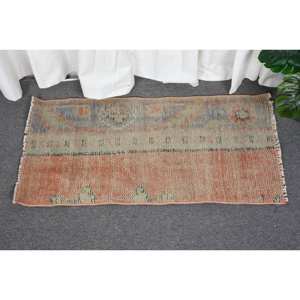 Alfombra Turca Bohemia de Lana y Viscosa Ecológica de 1.4 x 2.8 pies, Pelo Medio, Lavable a Mano, Diseño Tradicional de Parches en Naranja y Azul - Product Image 1