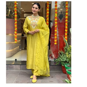 Tela de seda Chanderi elegante de diseñador con trabajo de bordado en color limón Traje Salwar con Dupatta para mujer al mejor precio - Product Image 1