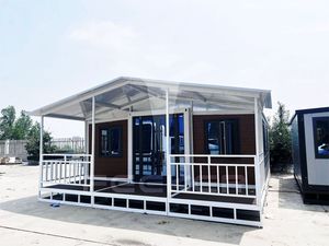 Casa Modular Portátil de 40 pies, de Alta Demanda, Moderna, Tipo Contenedor, con Marco Blanco y Paneles Marrones, Forma Rectangular, USA - Product Image 1