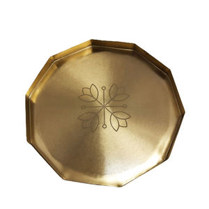 เครื่องครัวและโรงแรมถาดรองเหล็กเคลือบทองเหลืองสีทองสำหรับร้านอาหาร - Product Image 1