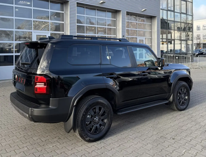 รถยนต์โตโยต้าแลนด์ครุยเซอร์ 250 2.8 ดี ปราโด รุ่น Executive พร้อมเบาะหนังแท้ มือสอง พวงมาลัยซ้าย/ขวา มีจำหน่าย - Product Image 3