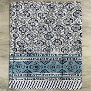 Juego de Sábanas de 8 Piezas, Tamaño King, 100% Algodón, Tejido a Mano con Estampado Floral Moderno, Ecológico, para Todas las Temporadas - Product Image 1