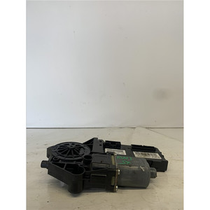 Moteur électrique de lève-vitre avant gauche RENAULT Grand Scenic Série 807302741R (09>16) - Product Image 1