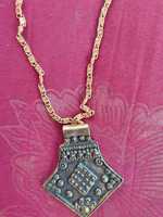 Pendentifs personnalisés en laiton de style orthodoxe vintage en forme de croix, thèmes victoriens, pour la vente en gros aux créateurs de bijoux pour enfants et aux magasins de perles