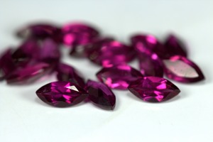 พลอยโกเมนโรโดไลต์ธรรมชาติ - Product Image 2