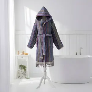 Albornoz Unisex de Lujo con Pompones, Tejido a Mano, de Algodón Turco, para Resort, Uso Todo el Año, Ropa de Dormir y de Estar por Casa, Verano, Suministrado por ODM, Turquía - Product Image 6