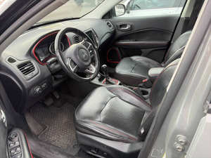 Voiture d'occasion abordable Jeep Compass Trailhawk 2019 conduite à gauche - Product Image 2