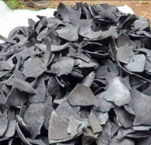 Chất lượng cao vỏ dừa than đen độ ẩm <15% tro thấp dễ bay hơi-Fob Indonesia xuất khẩu - Product Image 3