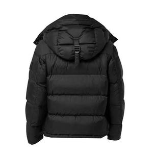 Chaqueta acolchada para hombre, cálida, con aislamiento avanzado, acabado transpirable, OEM ODM, adecuada para la moda y comodidad diaria en invierno. - Product Image 5