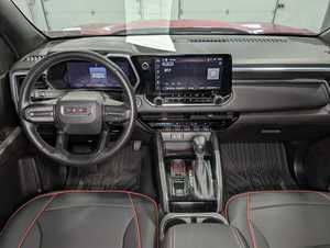 Camioneta GMC Canyon 2024, 2WD Elevation RWD, Cabina Doble, Como Nueva - Product Image 5