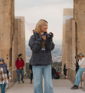 Venta al por mayor de ropa informal de uso de invierno sudaderas con capucha para las mujeres en diferentes colores de diseño de uso al aire libre de moda térmica sudaderas con capucha para las mujeres - Product Image 4