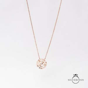 Collier géométrique en argent sterling 925 avec zircon, technologie de sertissage à griffes, pour cadeau, motif My World incrusté, en alliage de zinc - Product Image 4