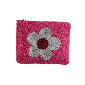 Porte-monnaie tendance fait main brodé de perles, personnalisable, vente en gros, perles de rocaille de créateur, forme carrée, pour les amoureux de la mode, Saint-Valentin - Product Image 2