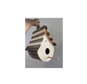 Nichoirs en bois fabriqués à la main pour attirer les petits oiseaux dans votre jardin offrant une nidification sûre et une résistance aux intempéries - Product Image 3