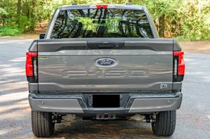 F ORD F150 2022, éclairage automatique, galerie de toit métallique, sièges en cuir, batterie au lithium, caractéristiques haut de gamme - Product Image 5