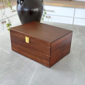 Boîte de rangement pour bijoux en bois faite à la main avec couvercle |   Organisateur de souvenirs décoratif - Product Image 3