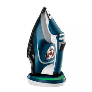 Ultimate Pure Steam Iron, 260 g/min Steam Boost, tanque de agua de 350ml, cable de alimentación de 3m, 3100W, negro y oro rosa - Product Image 2