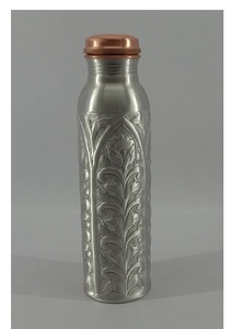 Botella de Agua de Cobre Color Plata Disponible en Varios Tamaños y Acabados, Grabados Personalizados, Colocación de Logotipos y Empaquetado - Product Image 4