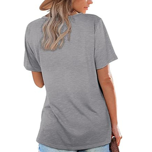 Camiseta gris de manga corta con cuello cuadrado informal para mujer, diseño de estampado bordado de Color sólido, logotipo de Material de lona de poliéster - Product Image 3