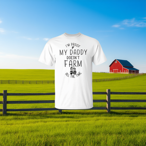 T-shirt promozionale personalizzata 'Daddy's Farmer' per papà - Product Image 3