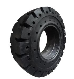 Neumáticos sólidos sin aire de caucho puro de alta capacidad de carga para retroexcavadoras 17.5-25 53x17.5-25 14.00 rin 17.5 25 17.5x25 para cargadoras de ruedas - Product Image 1